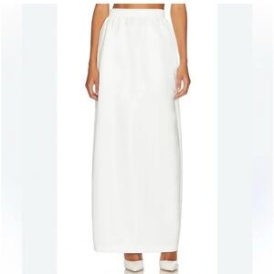 NWT WEWOREWHAT TULIP SKIRT